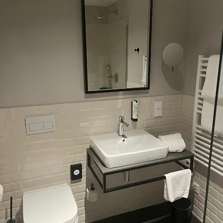 Ina Boutique Hannover-linden - Digital Access - Self Check-in Отель 4*