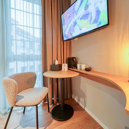 Ina Boutique Hannover-linden - Digital Access - Self Check-in Hannover